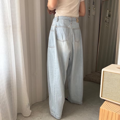 lose denim pants