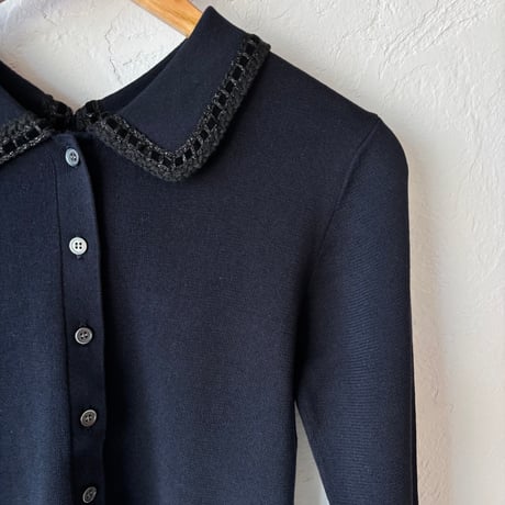 velour tape collar knit