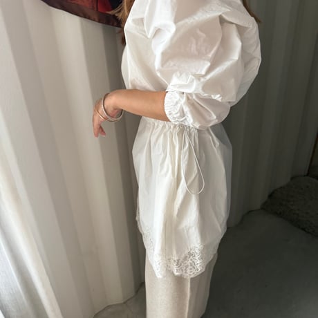 lace blouson