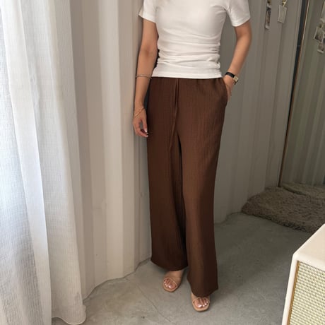 Wrinkles ruff pants