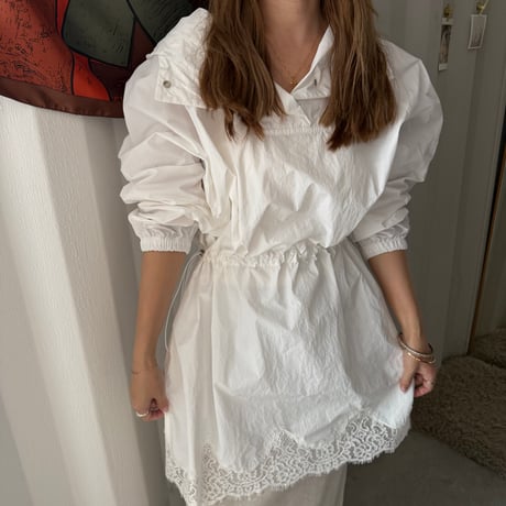 lace blouson