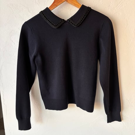 velour tape collar knit