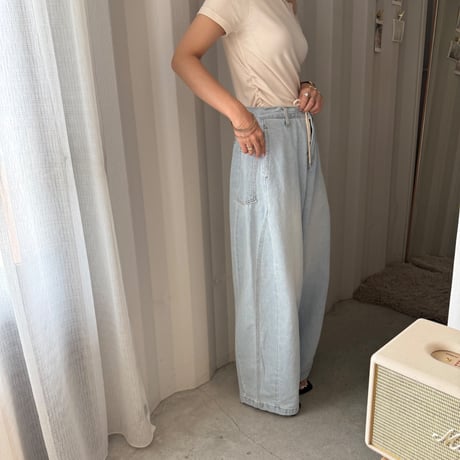 lose denim pants