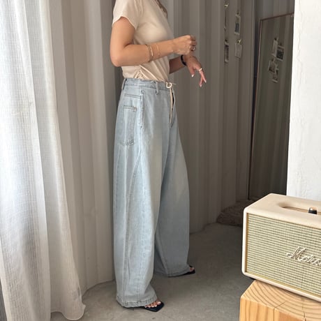 lose denim pants
