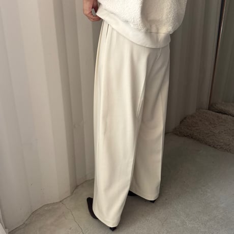 two tuck slacks pants