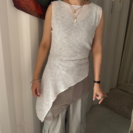 asymmetry mesh tops