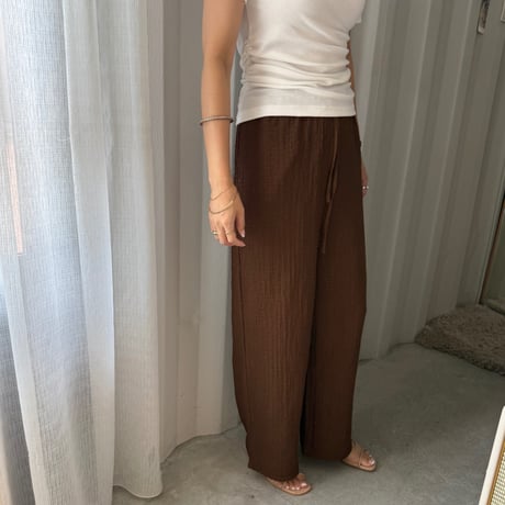 Wrinkles ruff pants