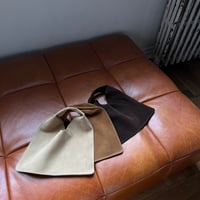 curve suede hand bag (3color)