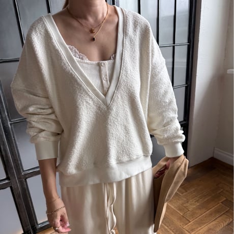 v neck sweat