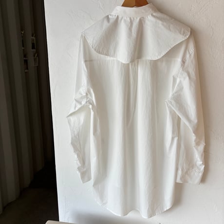 collar set over shirt