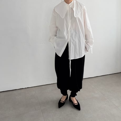 collar set over shirt