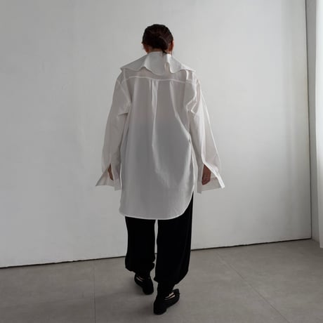 collar set over shirt