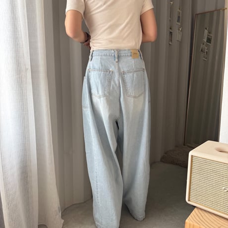 lose denim pants