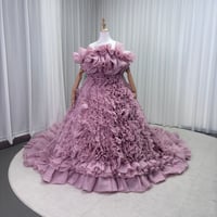 カラードレス くすみピンク 上質オーガンジー オフショルダー ラッフルフリル 華やかなトレーン ブライダル