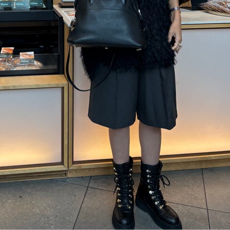 センタープレスハーフパンツ(グレー)