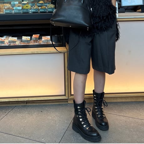 センタープレスハーフパンツ(グレー)