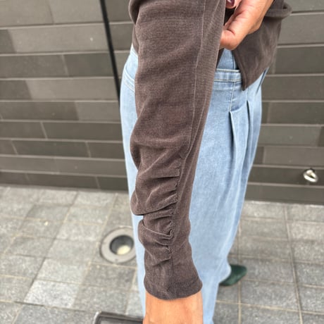 ベロアライクロングスリーブ(ブラウン)