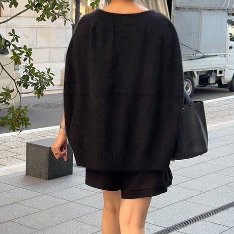 フォックス×ウールケープベストライクラメニット(ブラック)