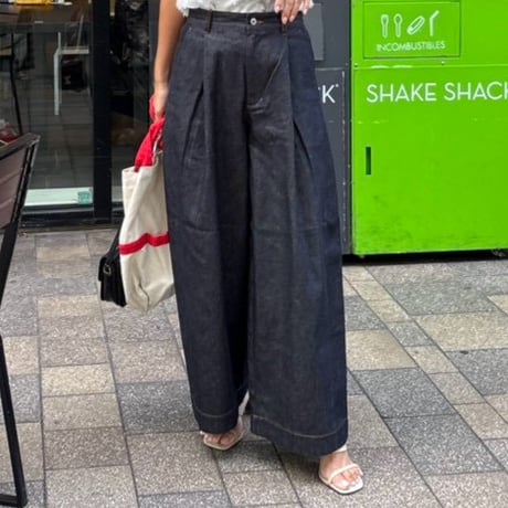 カーブワイドデニムパンツ