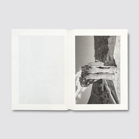 Jan Kempenaers / Memorials