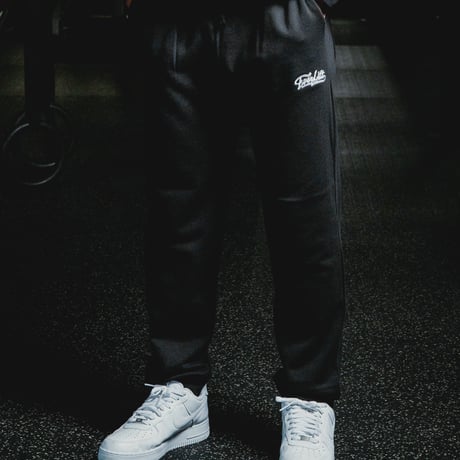 Signature Sweat Pants