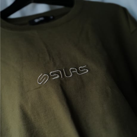 [SILAS x anytee Capsule Collection] EMBROIDERED LOGO TEE / Limited Edition 100