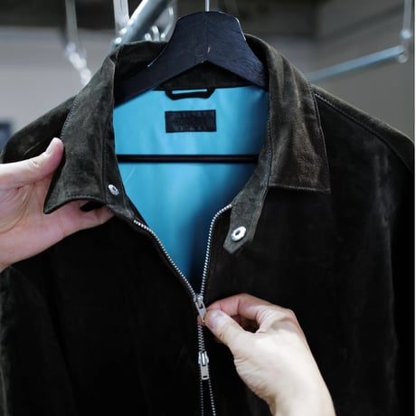 9月12日発売 Suede Jacket with Mint Blue Lining