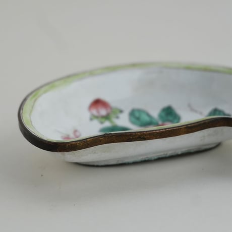 no1309-2　鳥の形の琺瑯小皿