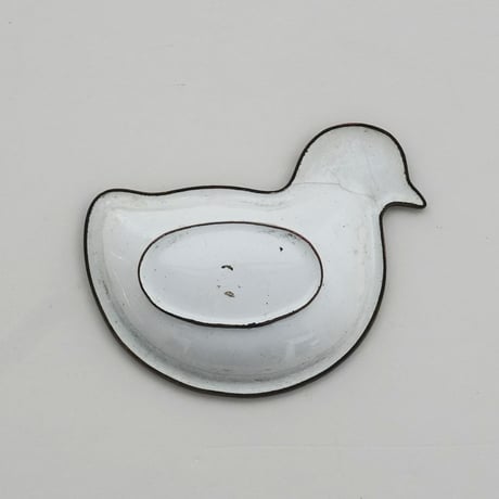 no1309-2　鳥の形の琺瑯小皿