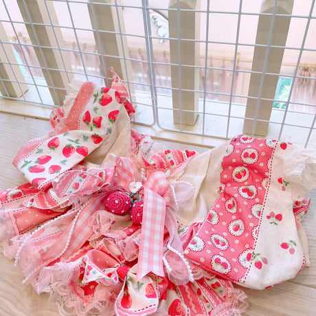 現品浴衣ワンピ❤苺パッチ浴衣ワンピ｛ピンク｝　胴34　丈22