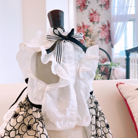 現品夏ワンピ❤カメリアレースワンピ　　胴38　丈27