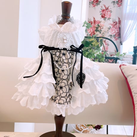 現品夏ワンピ❤カメリアレースワンピ　　胴38　丈27