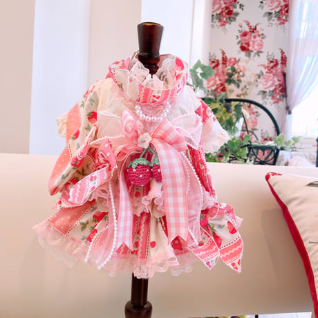 現品浴衣ワンピ❤苺パッチ浴衣ワンピ｛ピンク｝　胴34　丈22