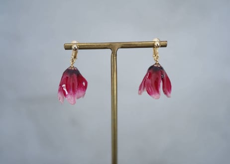 シクラメンピアス・イヤリング