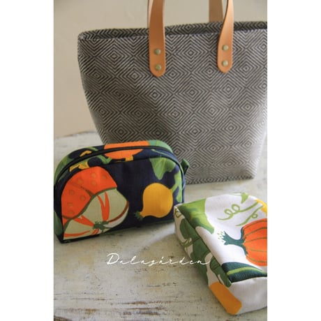 VL-08  stenkastbag rutigstrandråg  ブラック