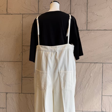 センタープレスデニムサロペット