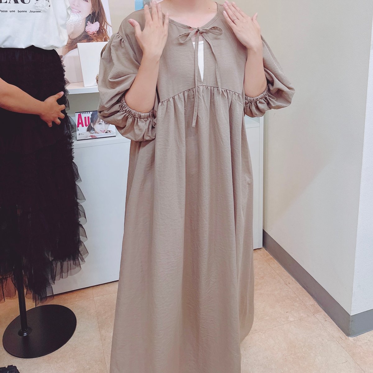 前後2WAYバルーンスリーブAラインワンピース | Minayo Select