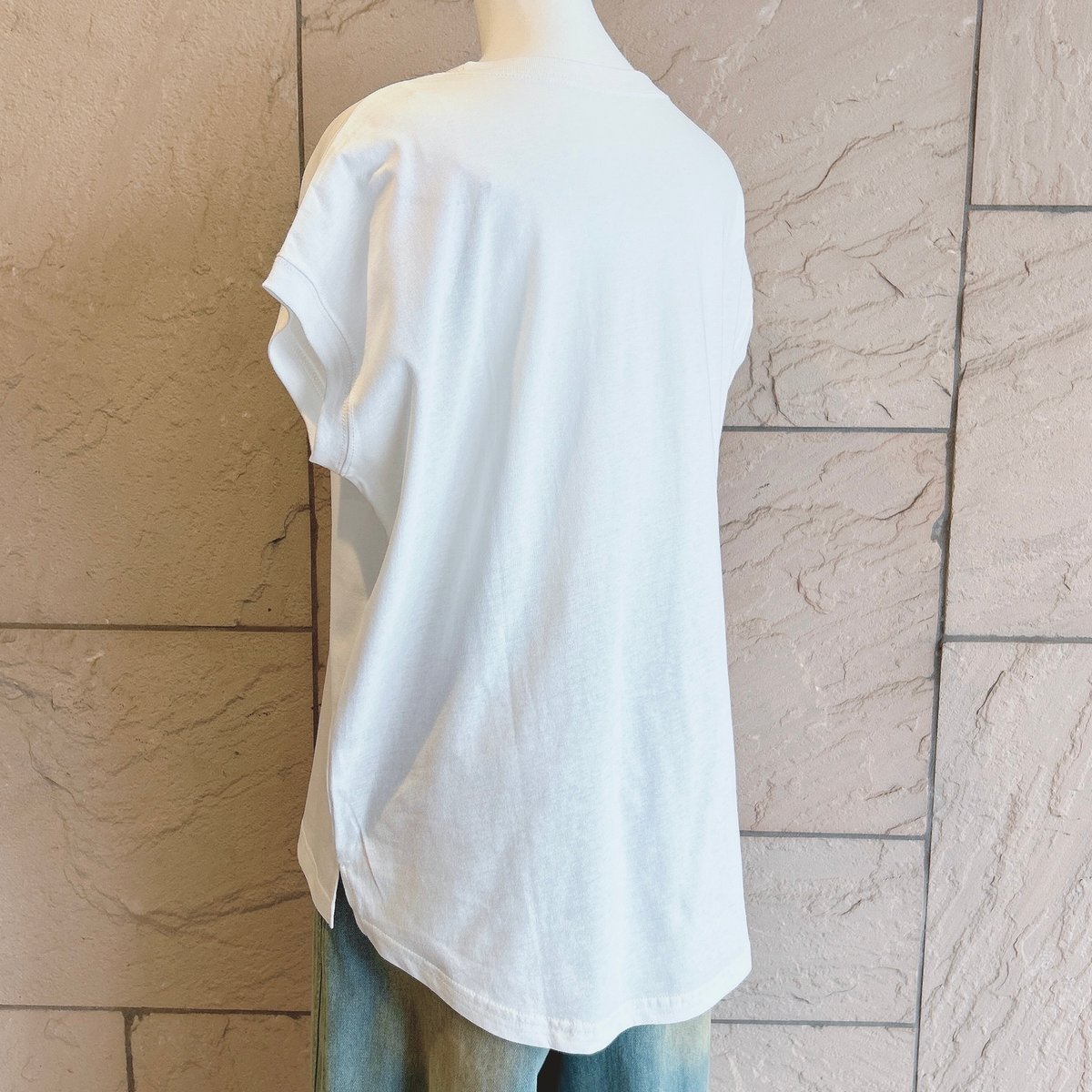 汗染み防止】レタリング刺繍フレンチスリーブTシャツ | Minayo Select