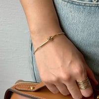ツイストチェーンデザインブレスレット