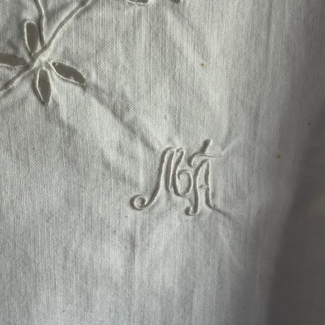 1900年　ローブ・ド・シャンブル　アジュレと刺繍　サン・マンシュ