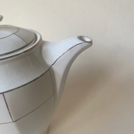 1920年代　サルグミンヌ　サーヴィス・ド・テ　白い陶器とゴールドのライン　15点セット