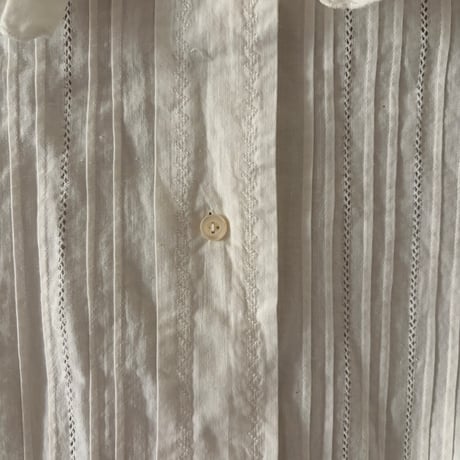1900年　ブルウズ　コットン100% ピンタックとアジュレ