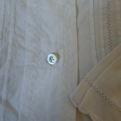 1900年　ブルウズ　コットン100% ピンタックとアジュレ