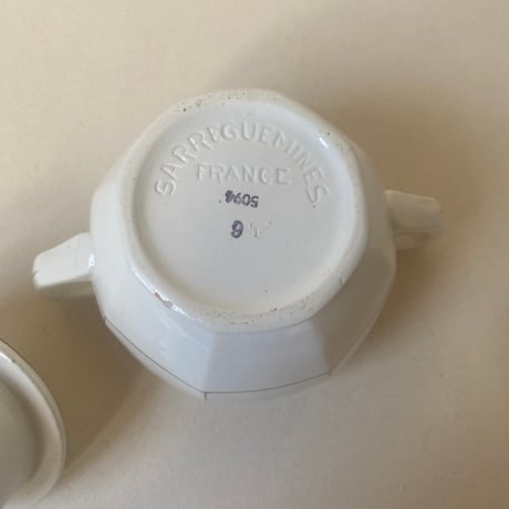 1920年代　サルグミンヌ　サーヴィス・ド・テ　白い陶器とゴールドのライン　15点セット