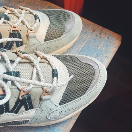 KARHU カルフ  FUSION2.0   スニーカー