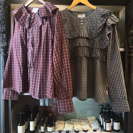 DAMSON MADDER　ダムソン マダー COLETTE  バーガンディチェック柄フリルブラウス