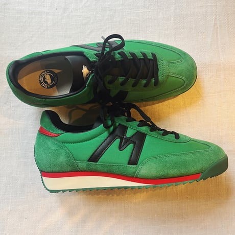 KARHU カルフ 　MESTARI 76 スニーカー　2colors