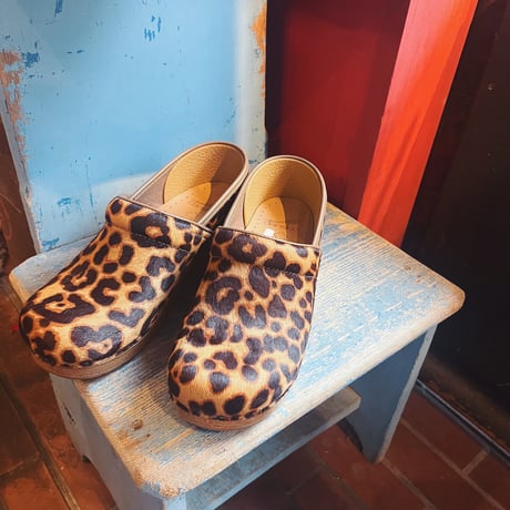 DANSKO ダンスコ　PROFESSIONAL HAIRCALF   レオパード柄サボ