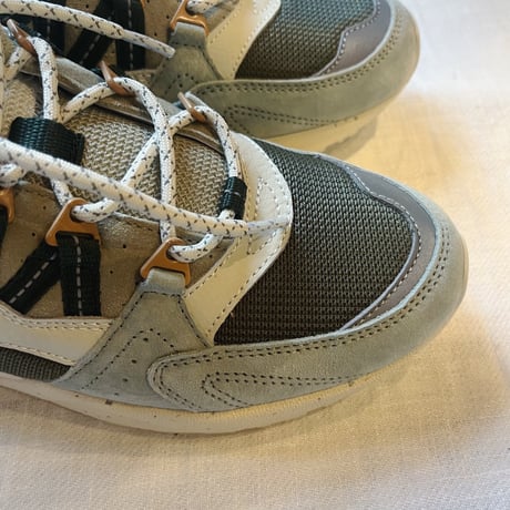 KARHU カルフ  FUSION2.0   スニーカー