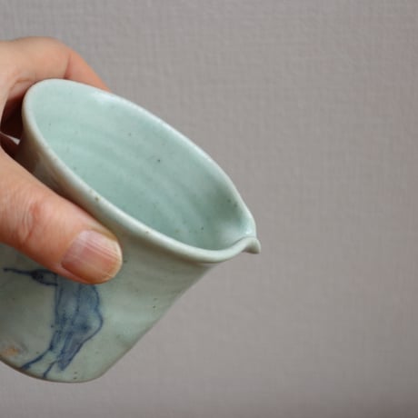 染付沓形茶海 /  吉田崇昭